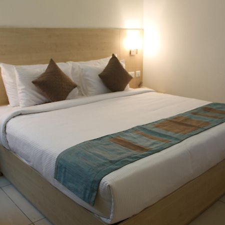 Hotel Southern Grand Vijayawāda Екстериор снимка