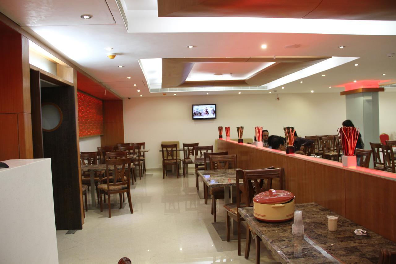Hotel Southern Grand Vijayawāda Екстериор снимка